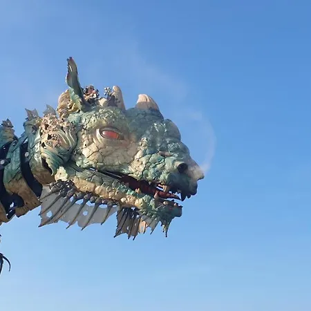 Maison A Deux Pas De L'hotel De